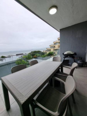 32 Licorna Beach Umhlanga